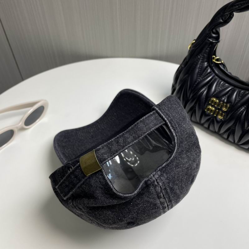 Celine Cap dx (53)