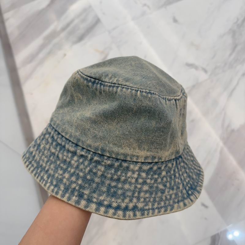 Celine hat dx (70)