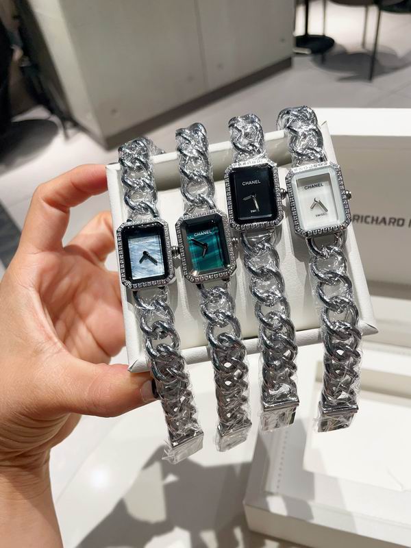 Chanel 21X26mm 74 (8)