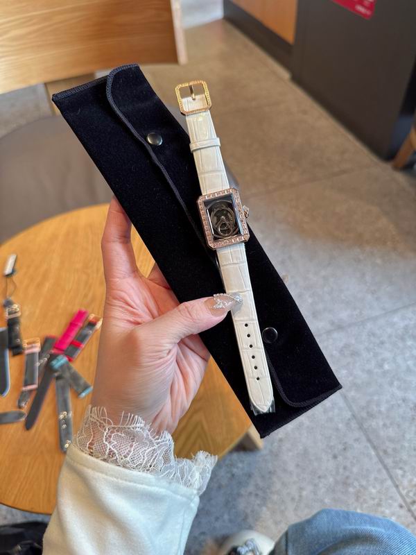 Chanel 34.6X26.7mm 13 (17)