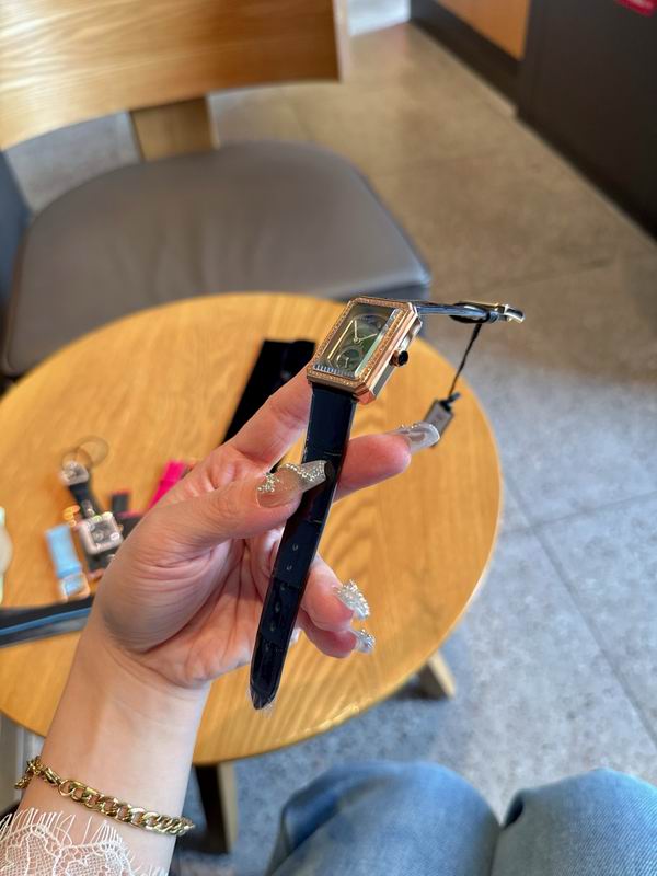 Chanel 34.6X26.7mm 13 (25)