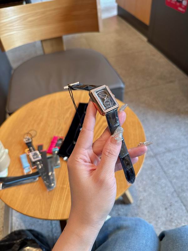 Chanel 34.6X26.7mm 13 (26)