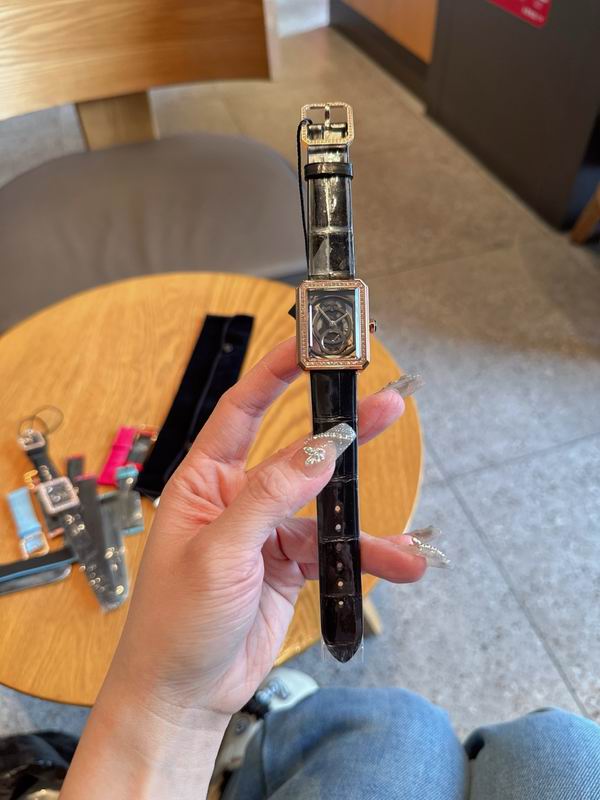 Chanel 34.6X26.7mm 13 (27)