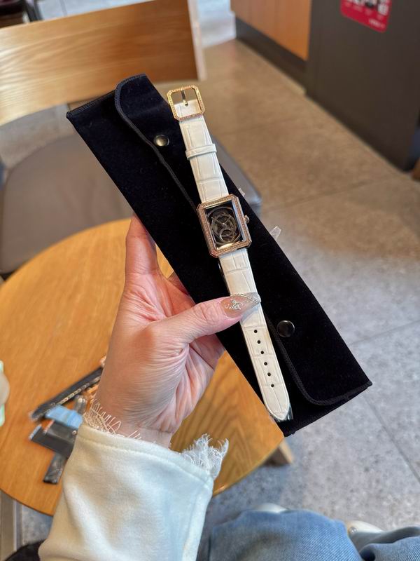 Chanel 34.6X26.7mm 13 (36)