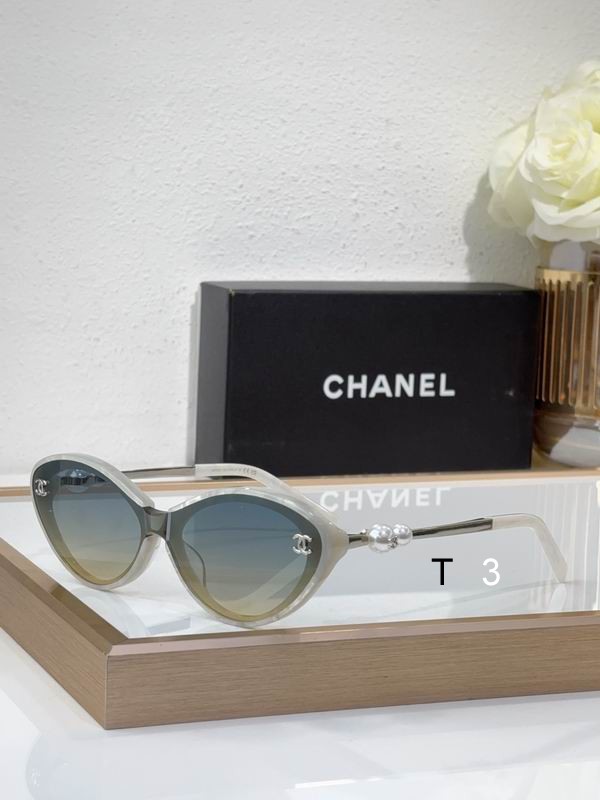 Chanel A95101 56 18 145 c07