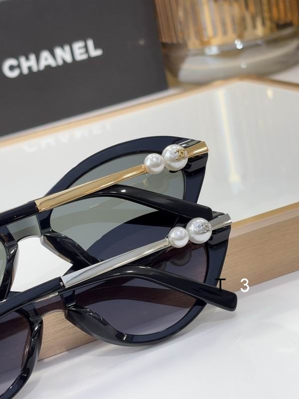 Chanel A95101 56 18 145 c08