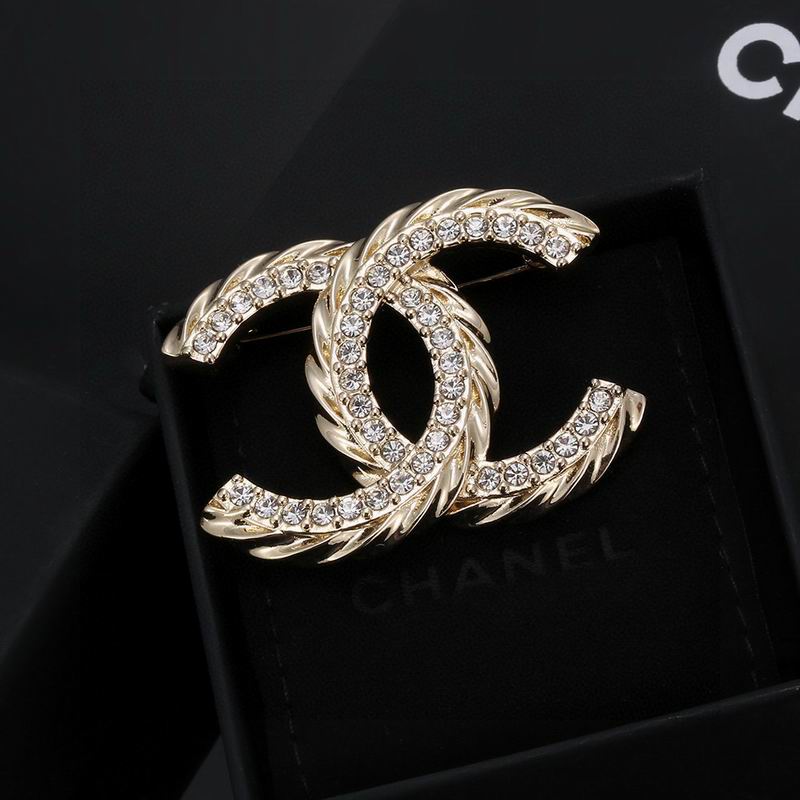 Chanel Brooch 03lyh147 (1)