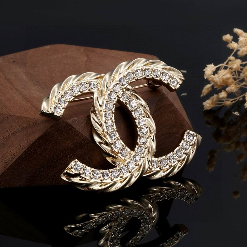 Chanel Brooch 03lyh147 (5)