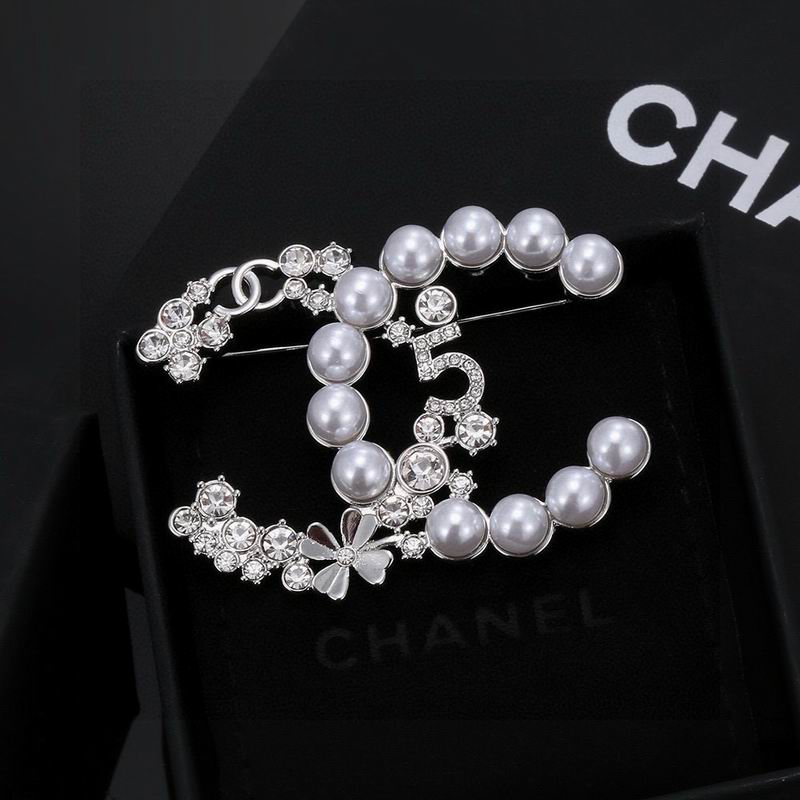 Chanel Brooch 03lyh148 (1)