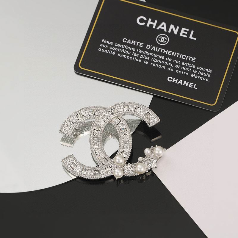 Chanel Brooch 03lyh149 (6)