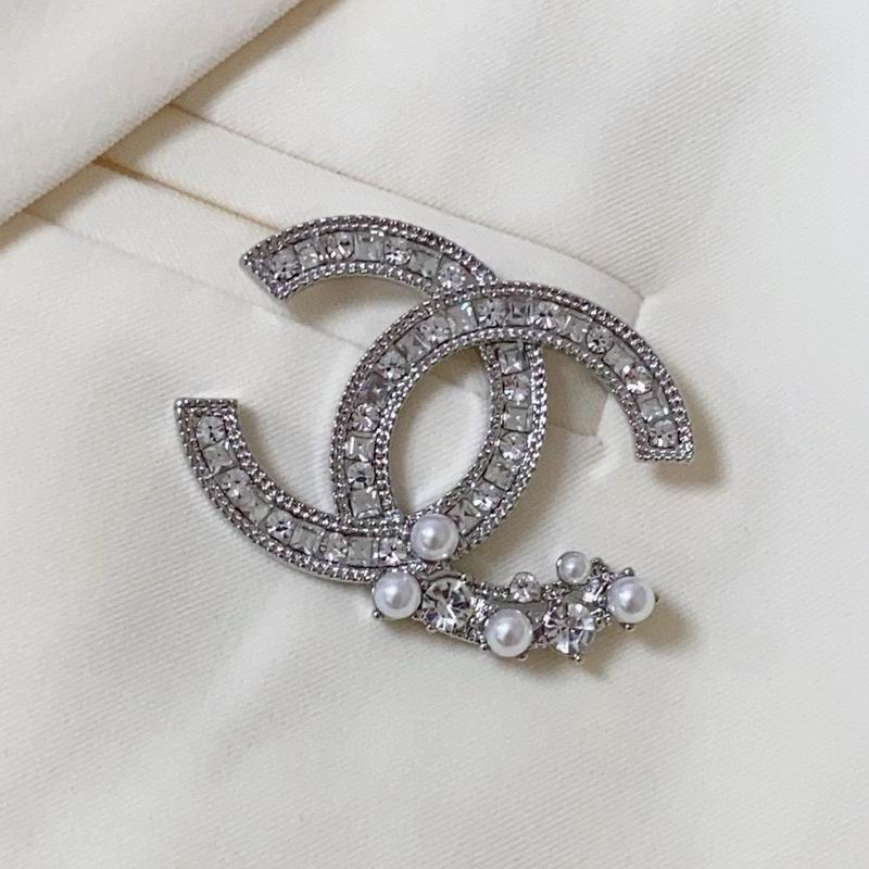 Chanel Brooch 03lyh149 (7)