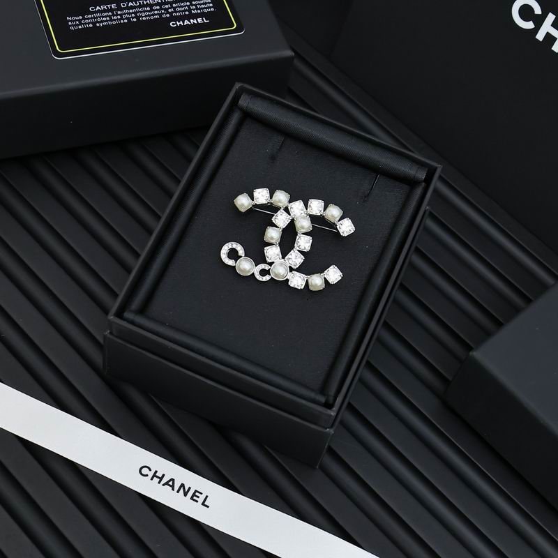 Chanel Brooch 04lyh152 (4)