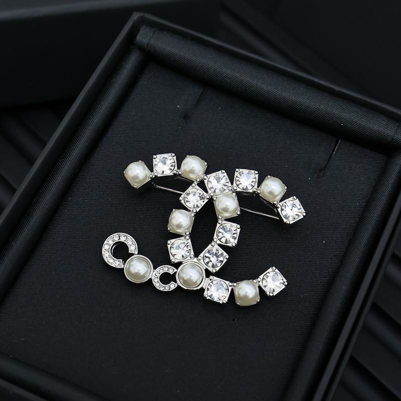 Chanel Brooch 04lyh152 (6)