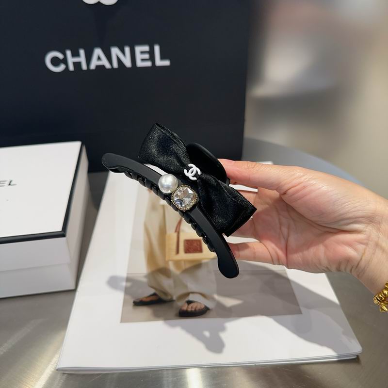 Chanel Hair grab clip hh (101)
