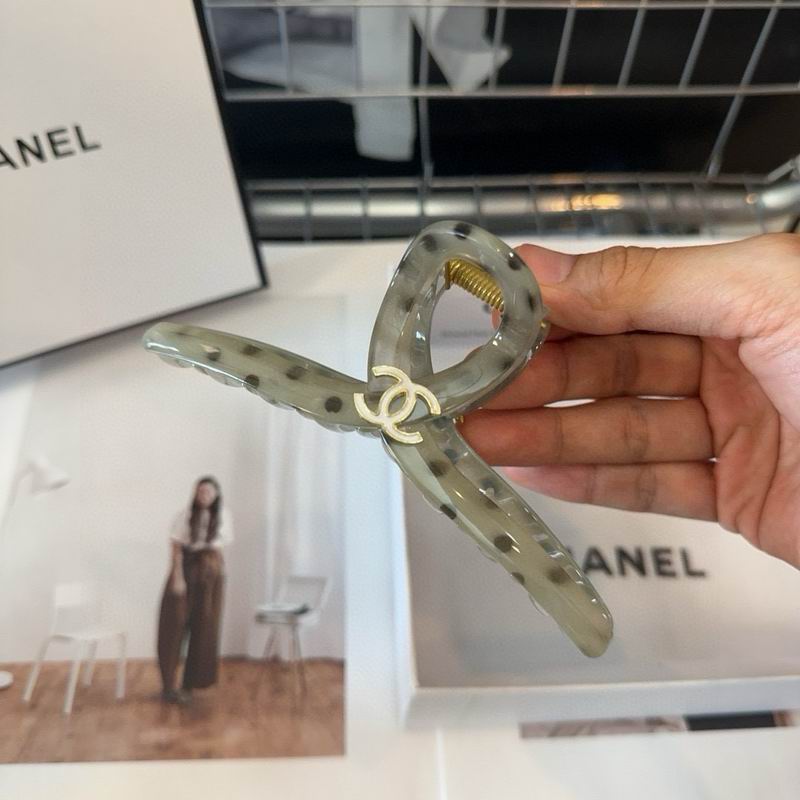 Chanel Hair grab clip hh (46)