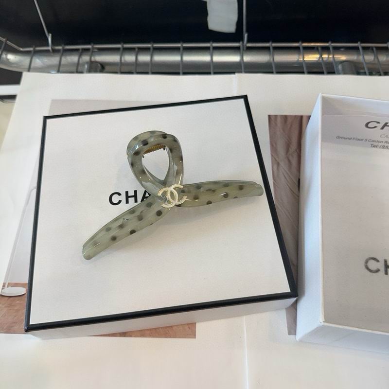 Chanel Hair grab clip hh (47)