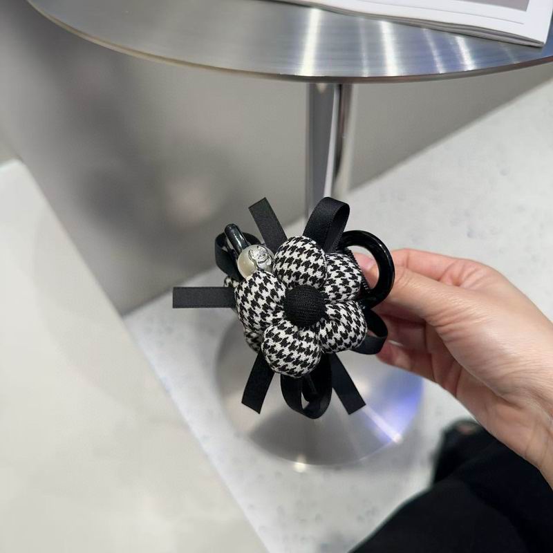 Chanel Hair grab clip hh (5)