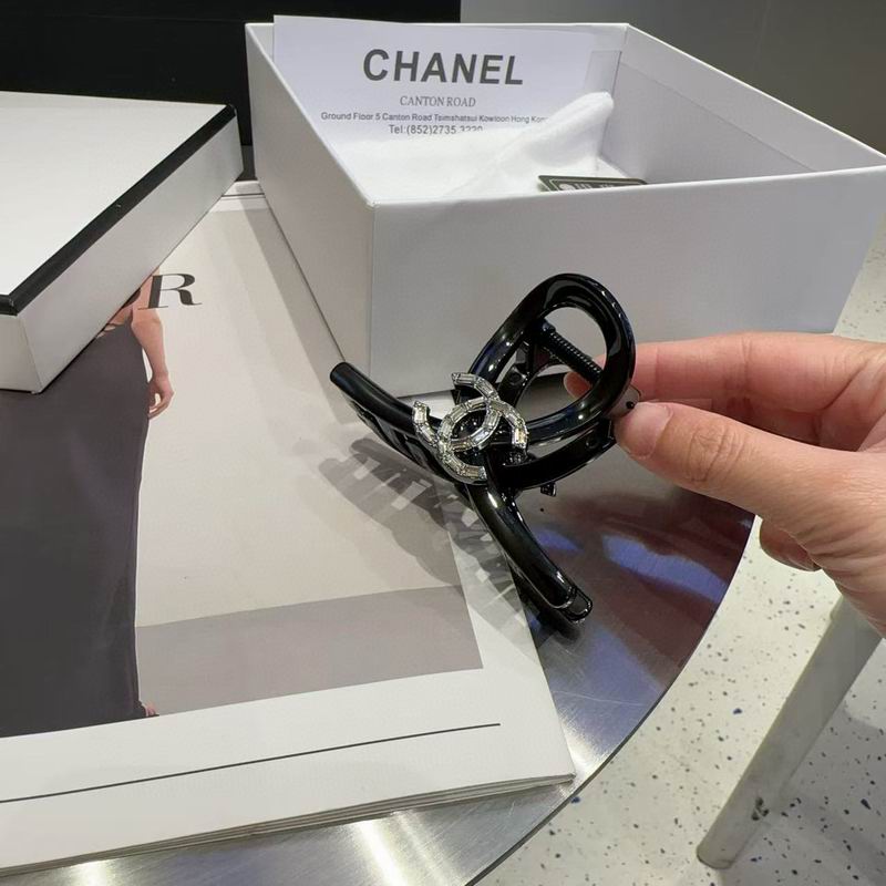 Chanel Hair grab clip hh (64)