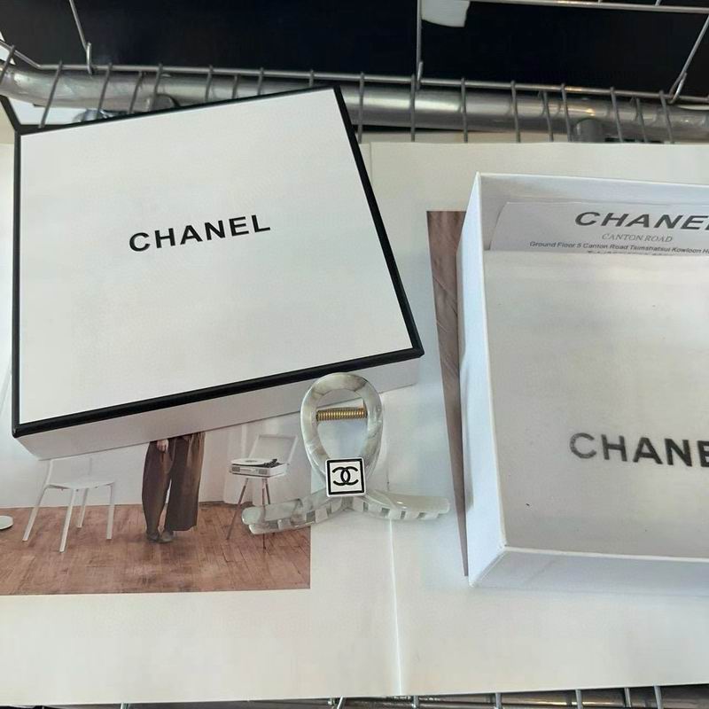 Chanel Hair grab clip hh (89)