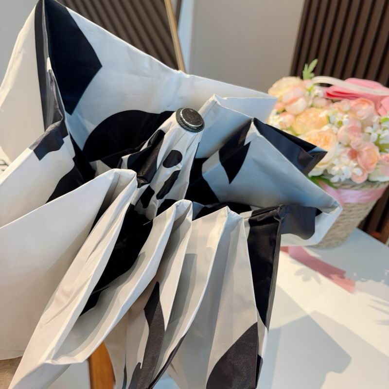 Chanel Umbrella (104)