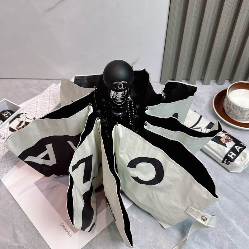 Chanel Umbrella (673)