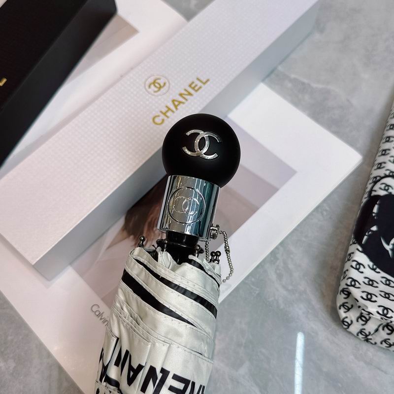 Chanel Umbrella (688)