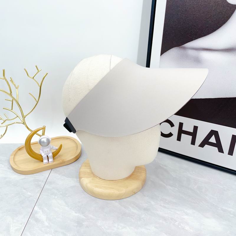 Chanel Visor dx (70)