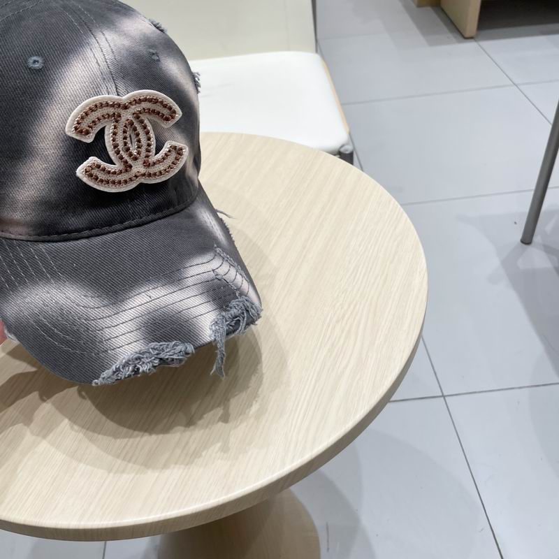Chanel cap (109)