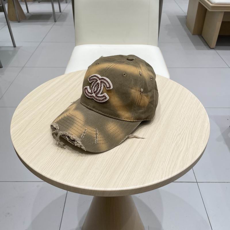 Chanel cap (120)