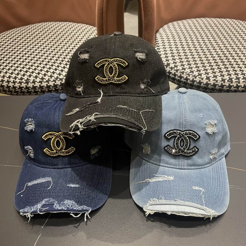 Chanel cap (50)