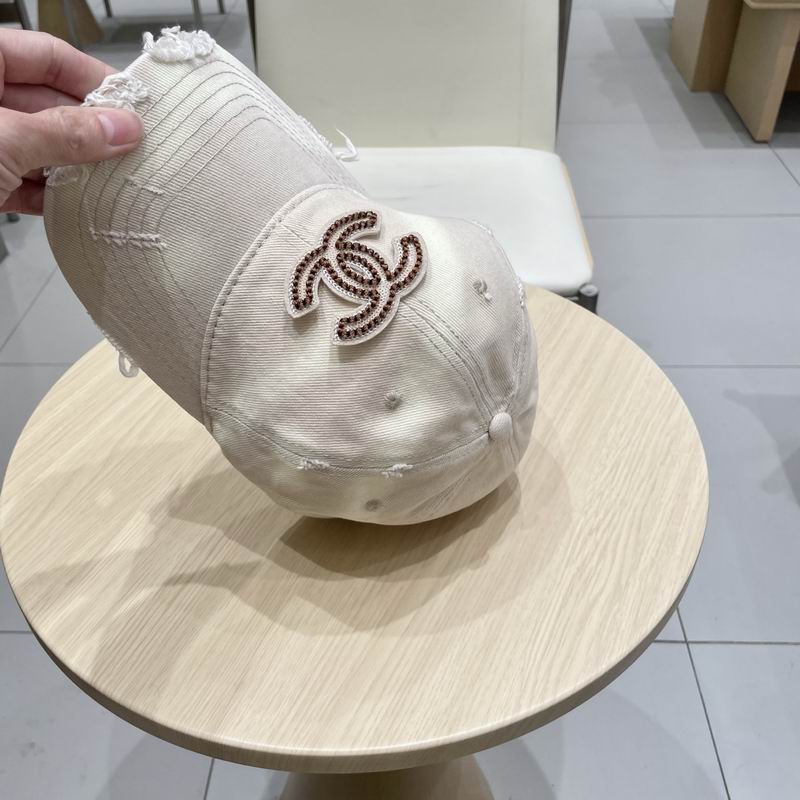 Chanel cap (79)