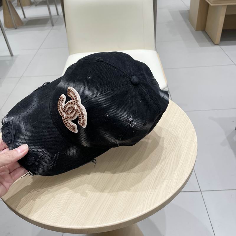 Chanel cap (98)