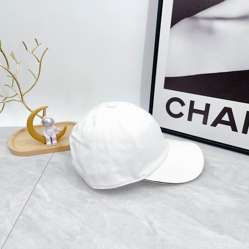 Chanel cap dx (4)