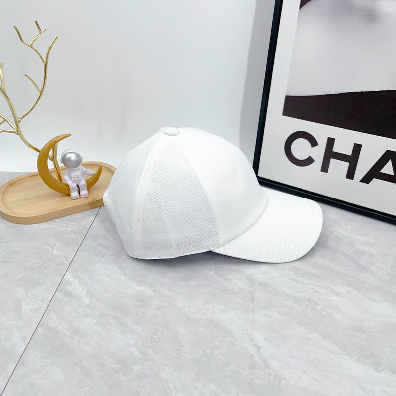 Chanel cap dx (40)