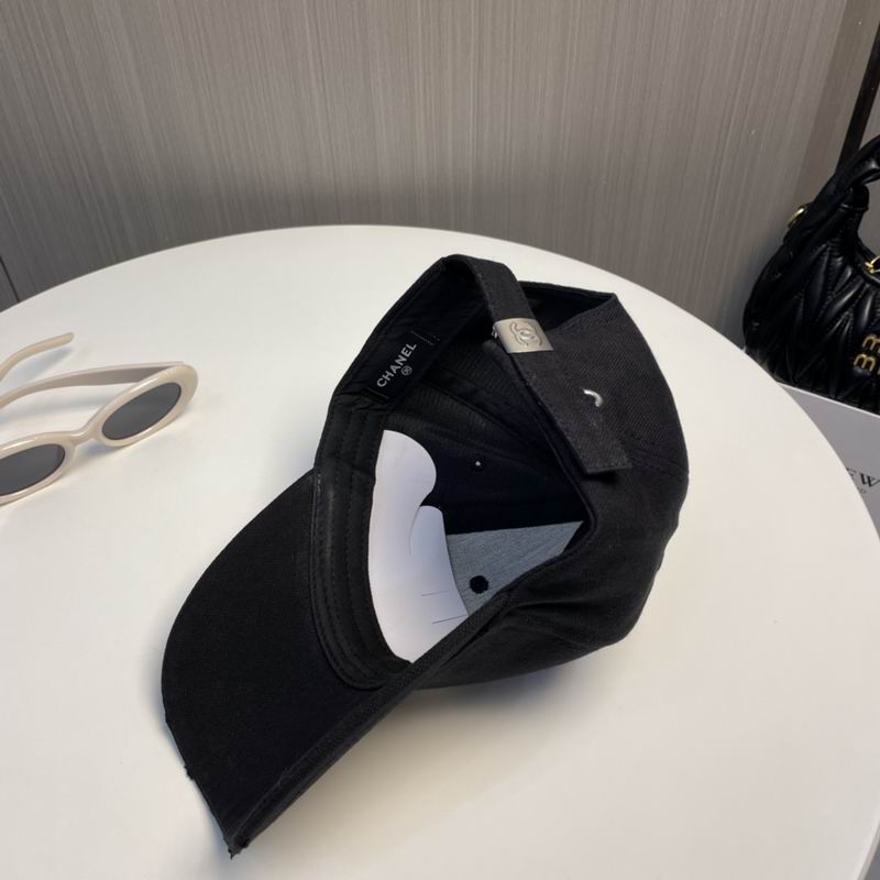 Chanel cap dx (88)