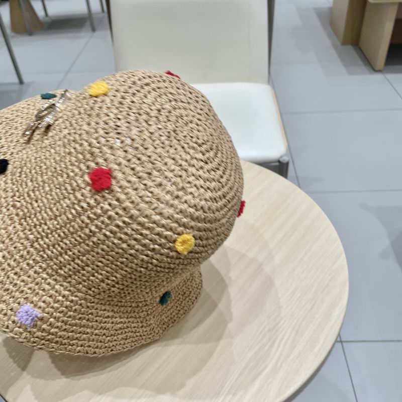 Chanel hat (212)