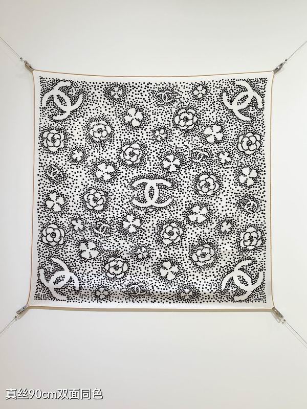 Chanel silk Scarf 90X90cm E19 (19)