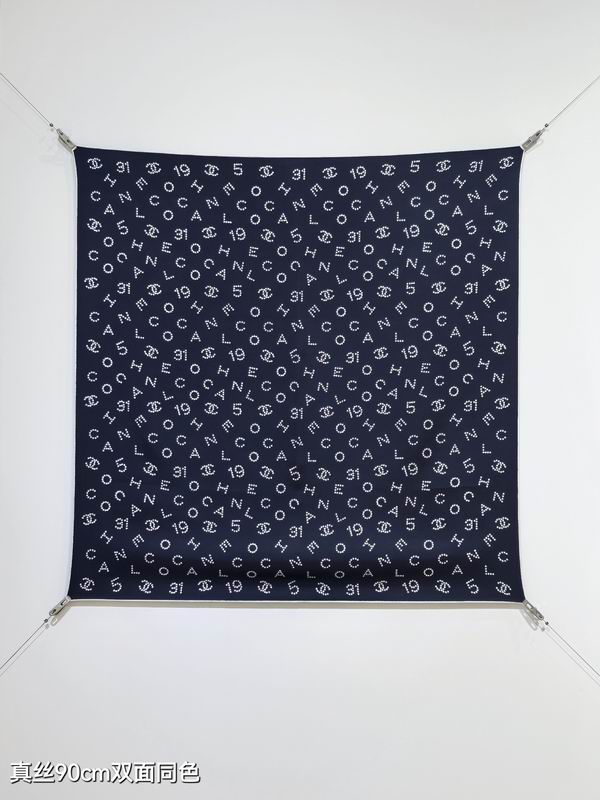 Chanel silk scarf 90X90cm E15 (18)