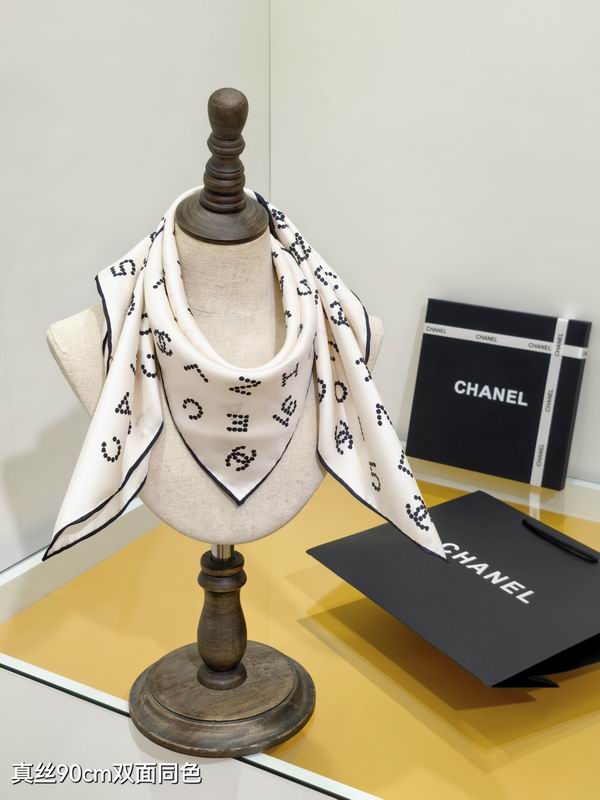 Chanel silk scarf 90X90cm E15 (3)