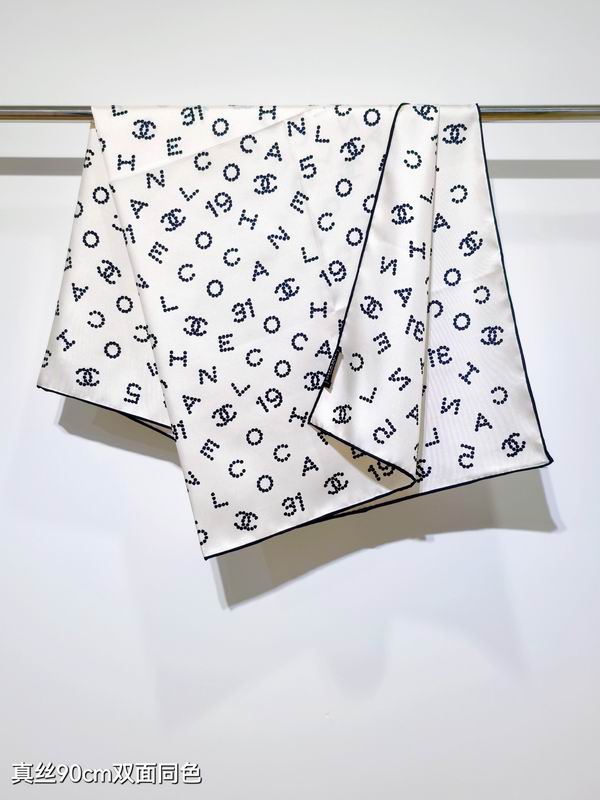 Chanel silk scarf 90X90cm E15 (4)