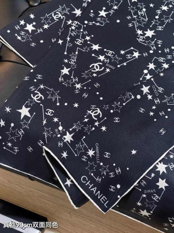 Chanel silk scarf 90X90cm E17 (15)
