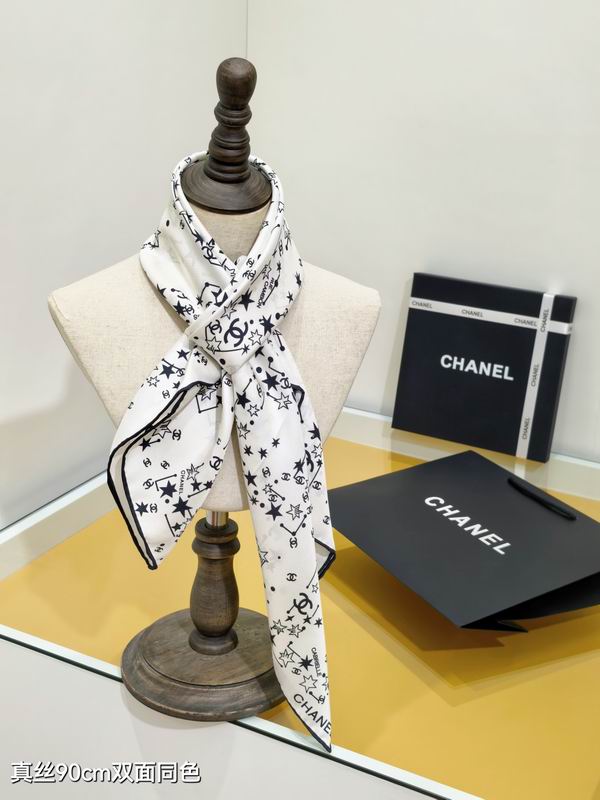 Chanel silk scarf 90X90cm E17 (2)