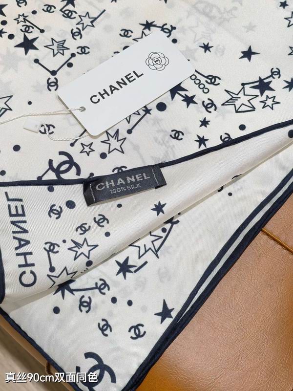 Chanel silk scarf 90X90cm E17 (5)