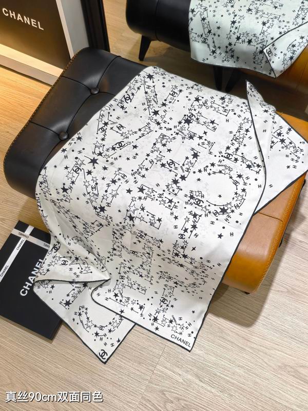 Chanel silk scarf 90X90cm E17 (7)