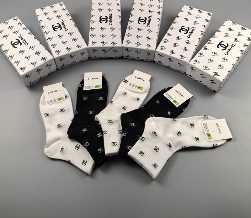 Chanel socks (12)
