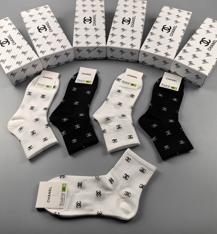 Chanel socks (15)