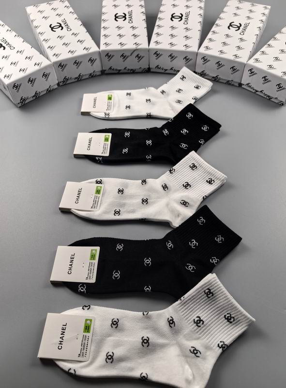 Chanel socks (18)