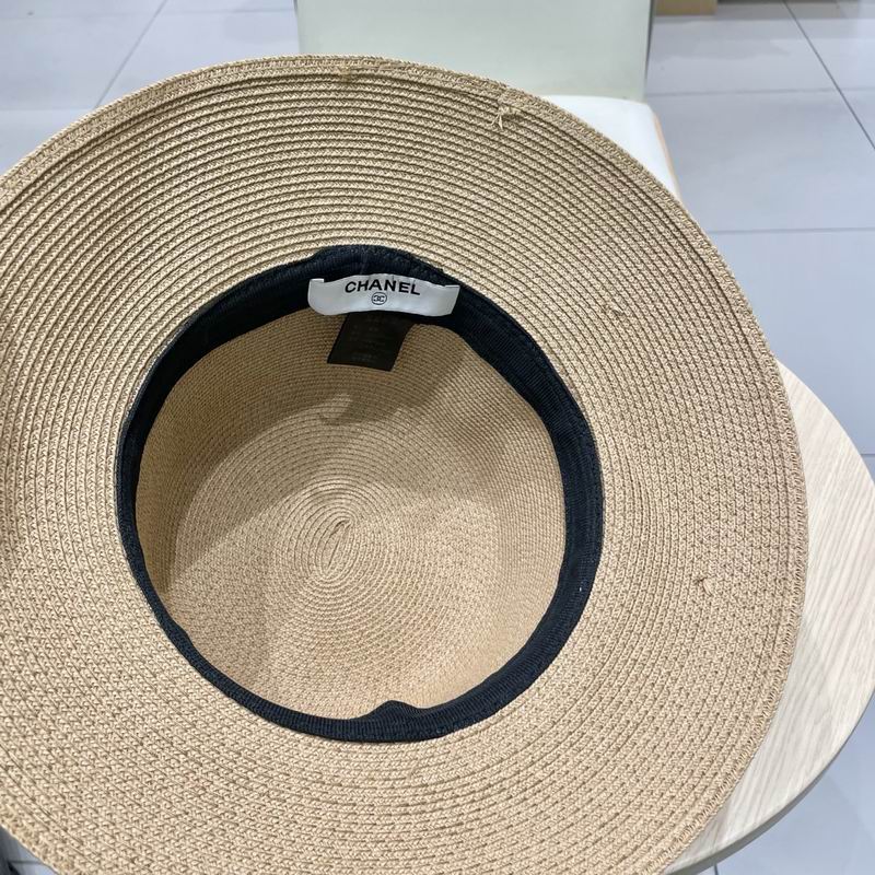 Chanel top hat (100)