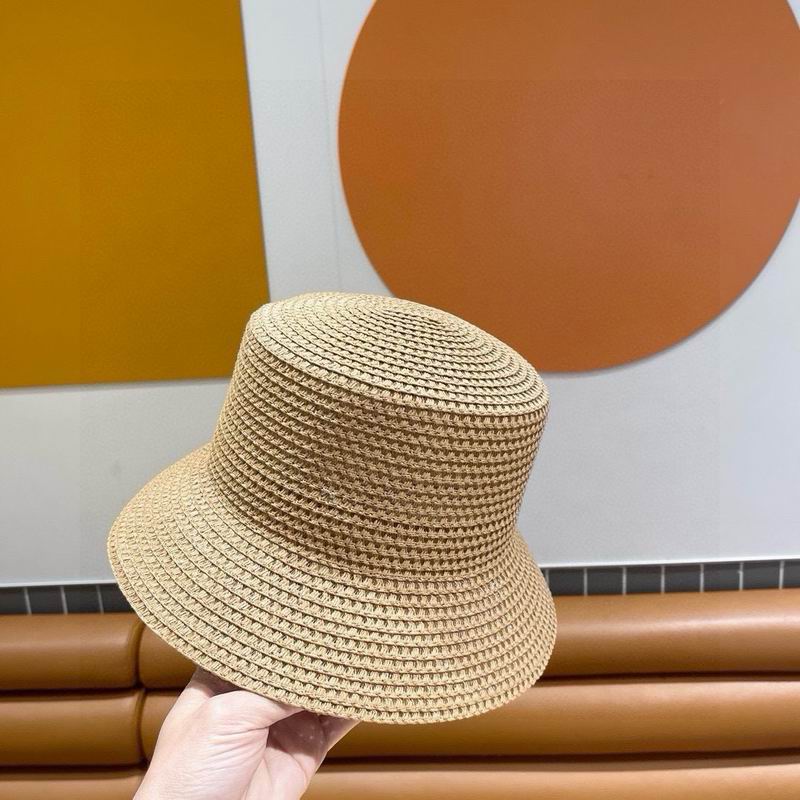 Chanel top hat (202)