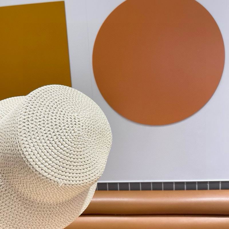 Chanel top hat (209)